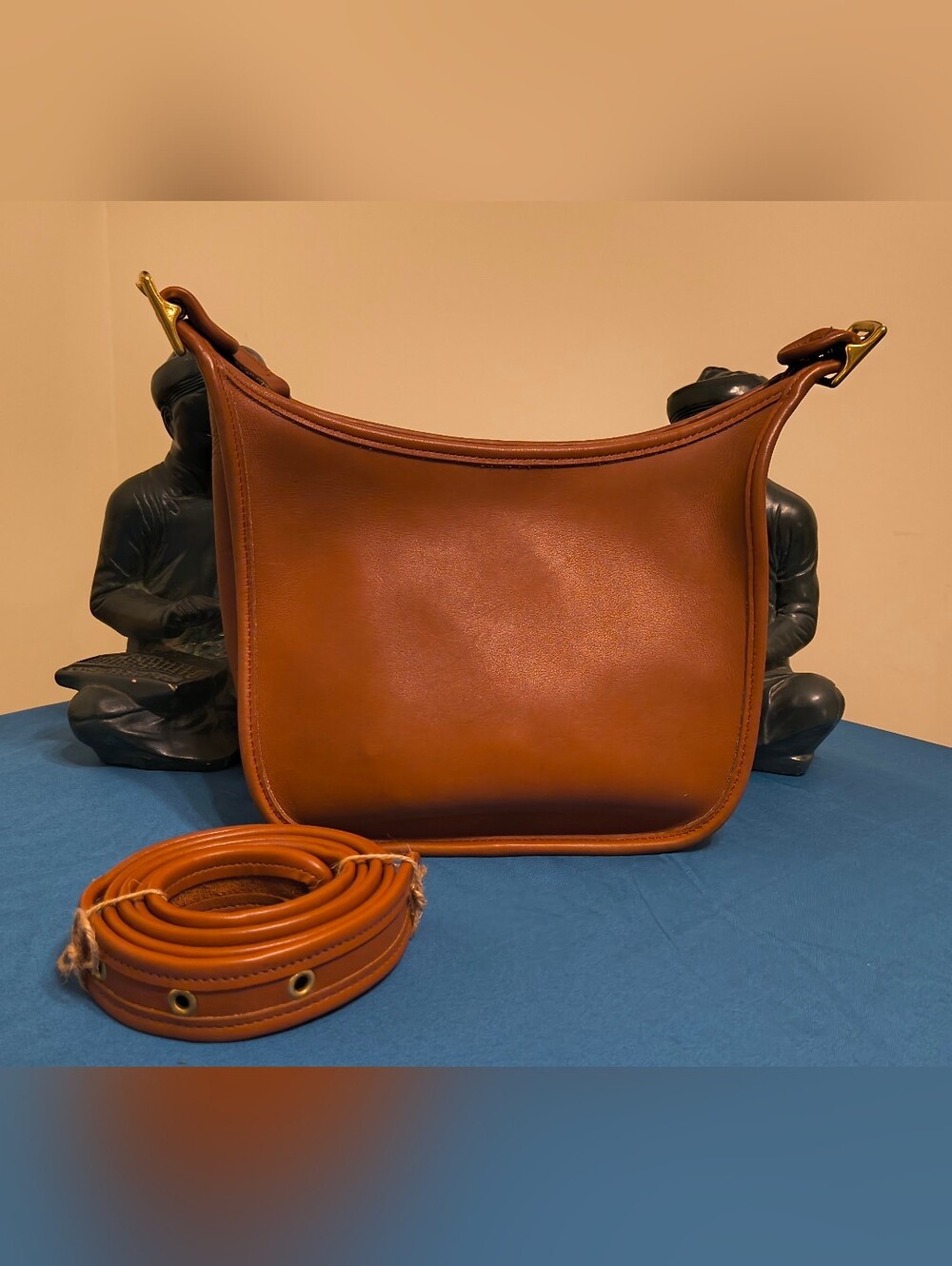 ​Vintage USA-Made Coach Janice Legacy Bag 9950 - Pristine Glove-Tanned Leather